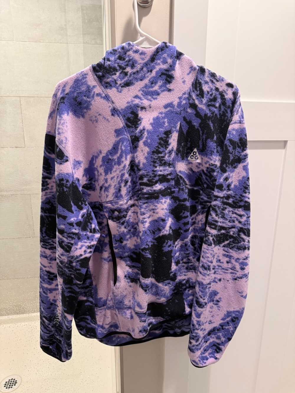 Nike ACG Purple & Black Abstract Print Fleece Pullover large